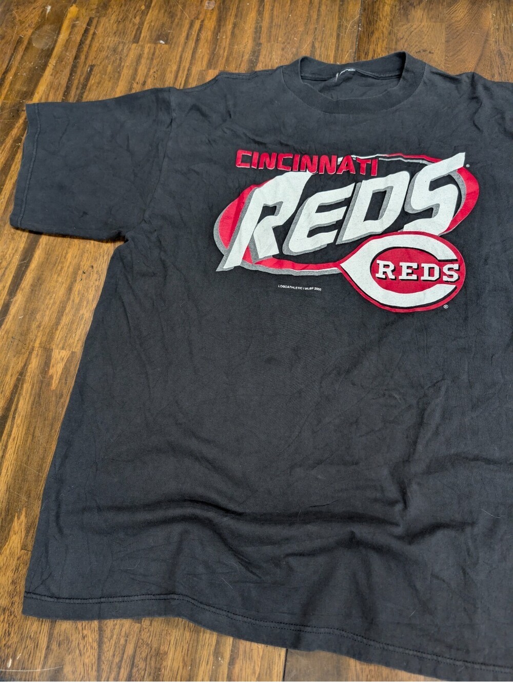 Cincinnati Reds Logo Athletic Shirt Vintage 2000 Black XL